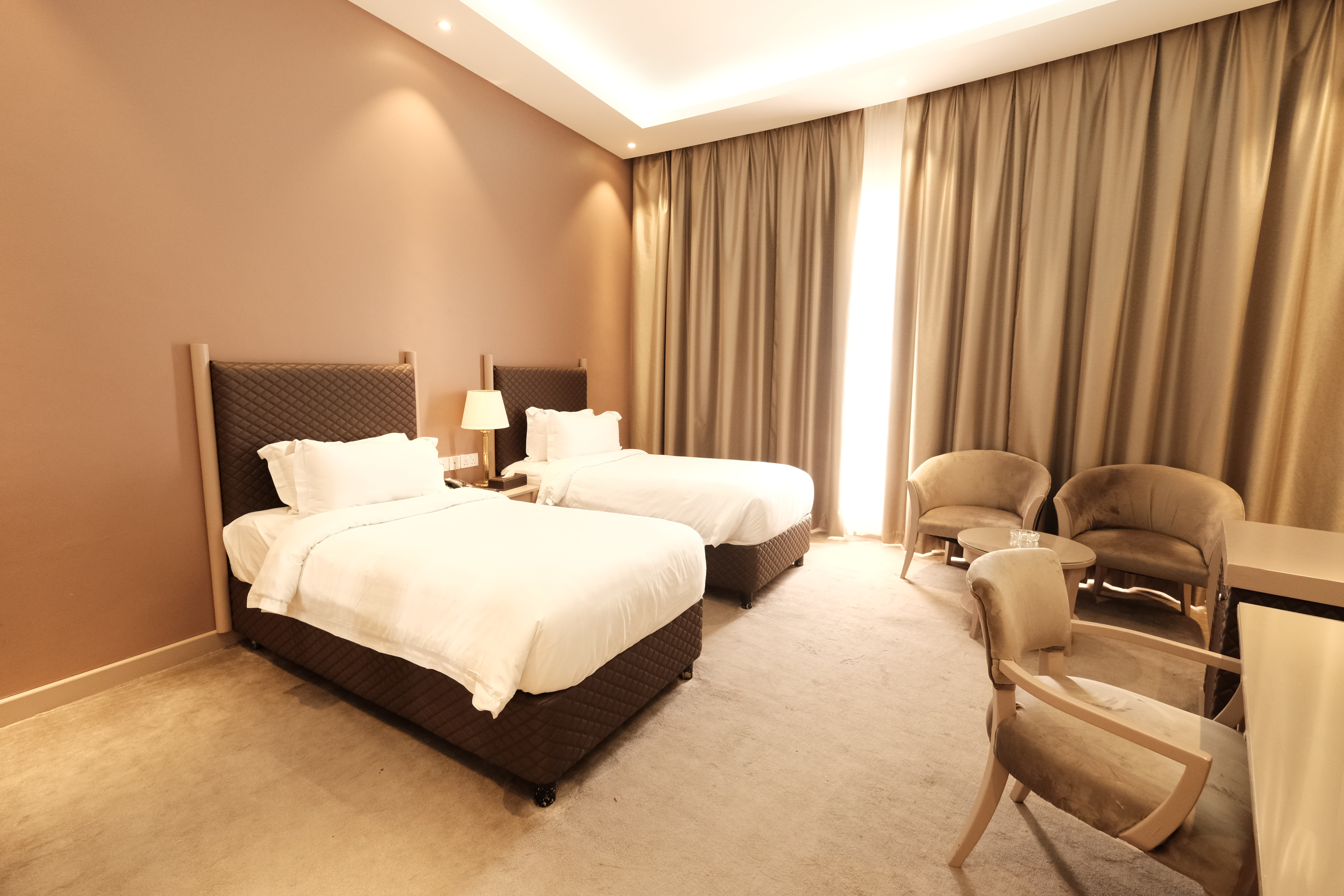 Palette Luxury Marina View lobby